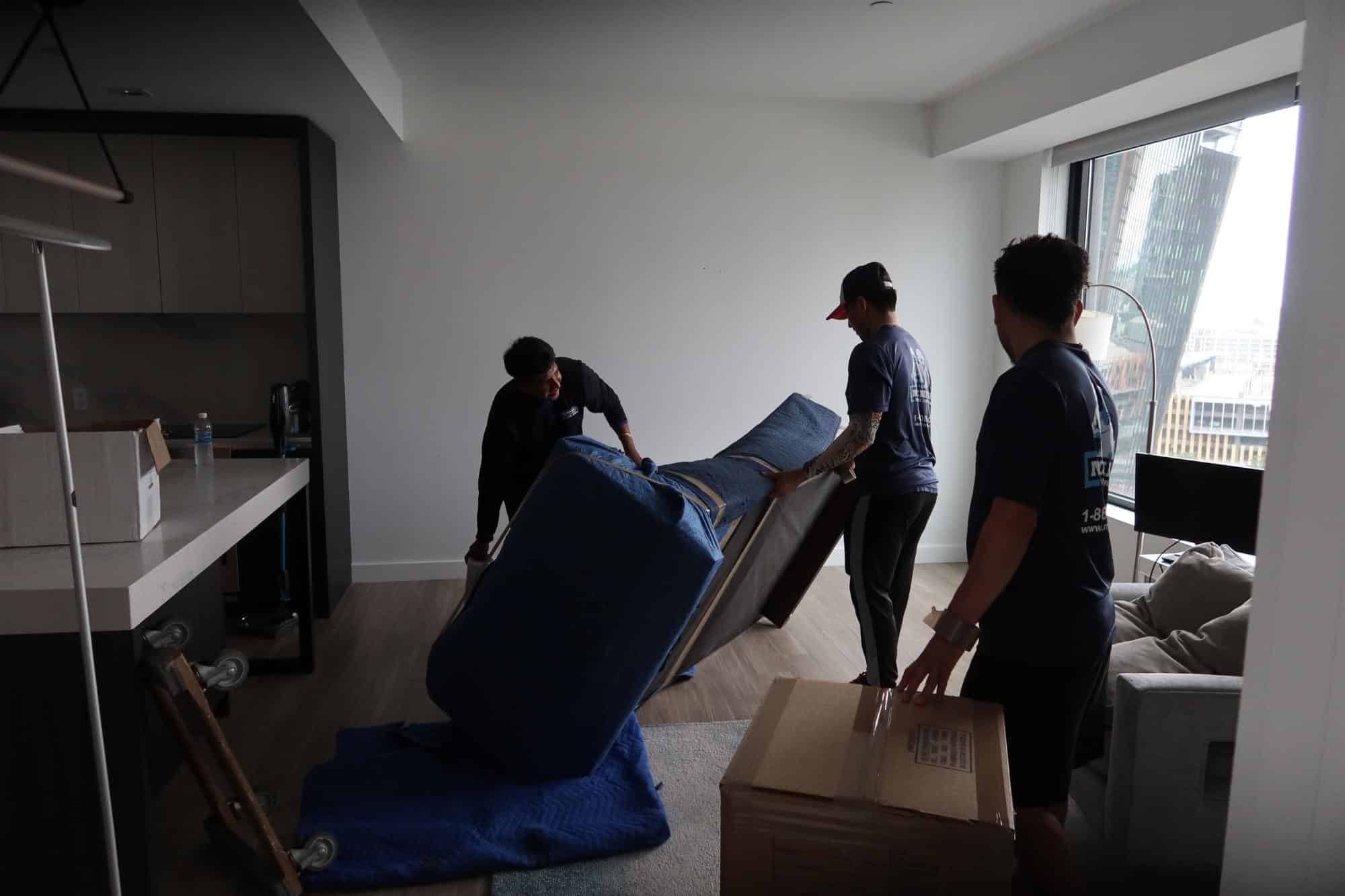 Chestnut Hill MA Furniture Delivery Moving Services